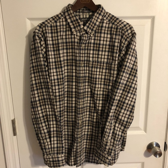 Eddie Bauer Flannel. Size L. Like New. Very Soft. - Picture 2 of 4